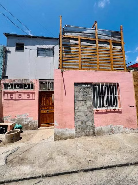 Casa de 4 dormitorios Sector Corvallis