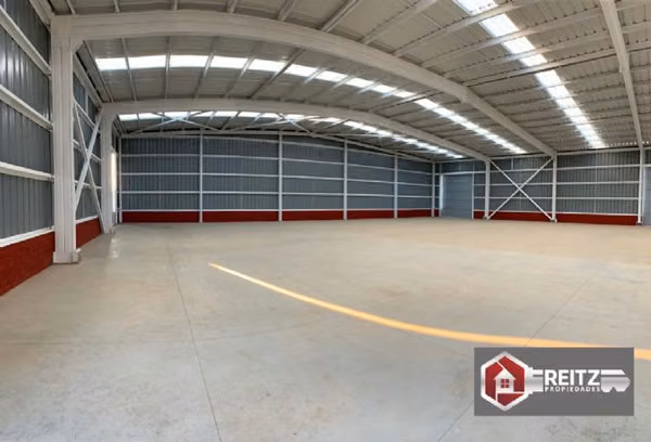 ARRIENDO BODEGA 550 M2 EN CENTRO LOGISTICO