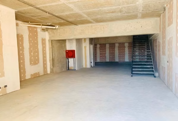 ARRIENDO LOCAL COMERCIAL 110 MT2 AV. EDMUNDO ELUCH