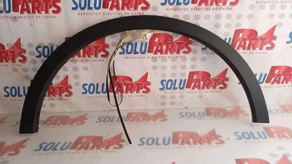 MOLDURA DE RUEDA DELANTERA DERECHA PARA GAC GS3 OLD