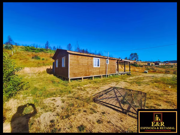 No te pierdas la parcela con casa, en Colico (63113)