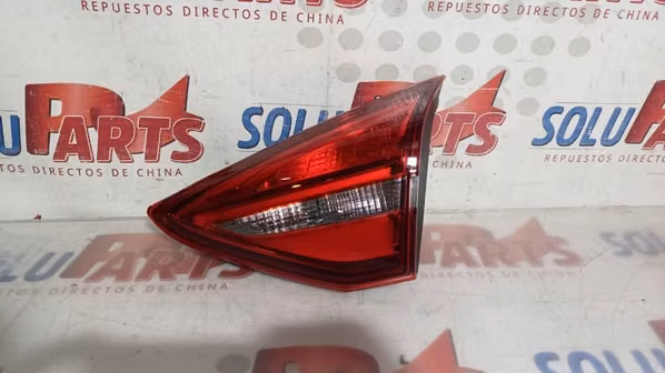 FAROL INTERIOR DERECHO PARA JAC JS2
