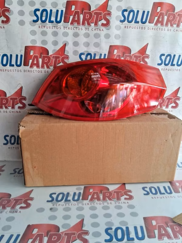 FAROL DERECHO PARA FULWIN SEDAN