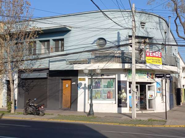 Habitacional y Comercial en 2do piso (70050)