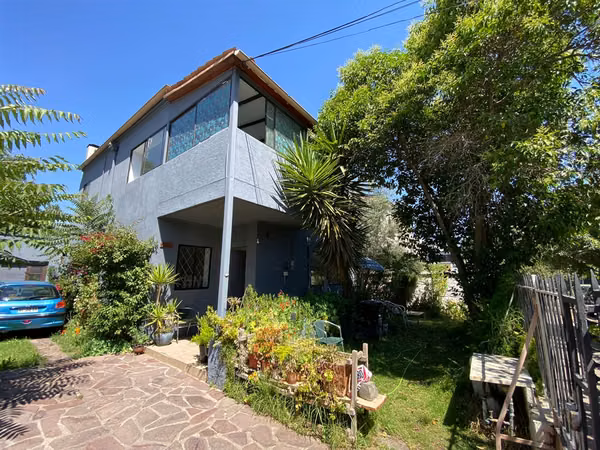 CASA Girardi / Los Jesuitas