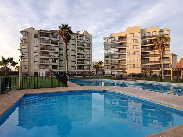 En Venta Dúplex 4D 3B Av. del Mar La Serena  (72603)