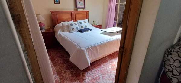 SE VENDE LINDA  CASA//SANTIAGO (72582)