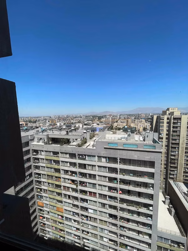 Se vende depto Metro Santa Ana (72881)