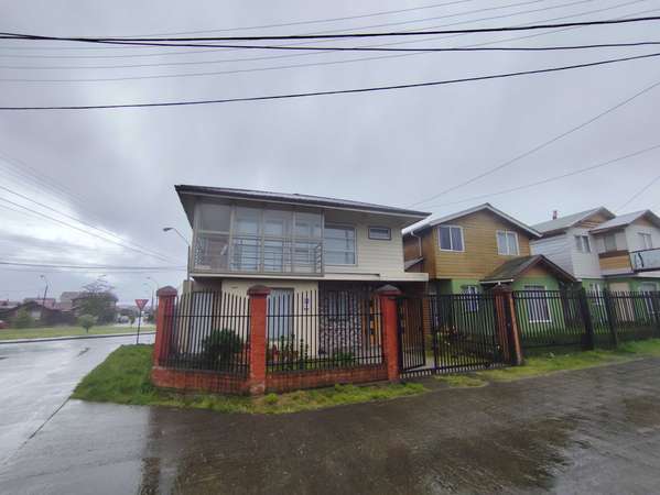 Se arrienda propiedad completamente amoblad (75125)