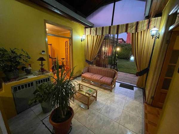 Casa Grande en Estacion central (74741)