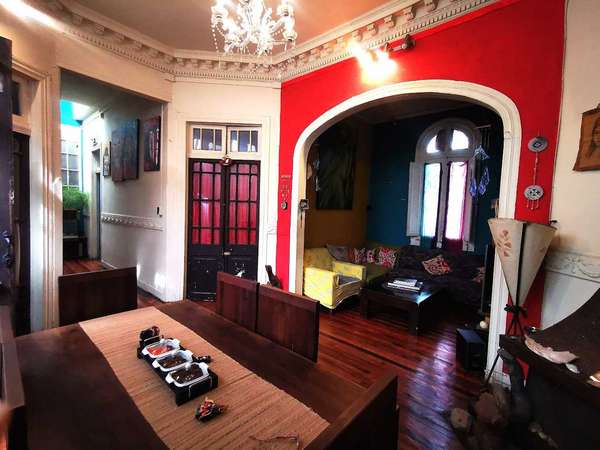AMPLIA CASA EN VENTA//SANTIAGO (74588)