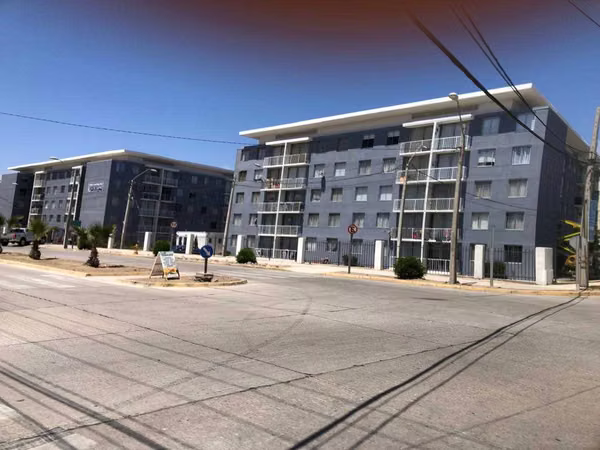 Vendo Dpto en La Serena Amoblado  (74395)
