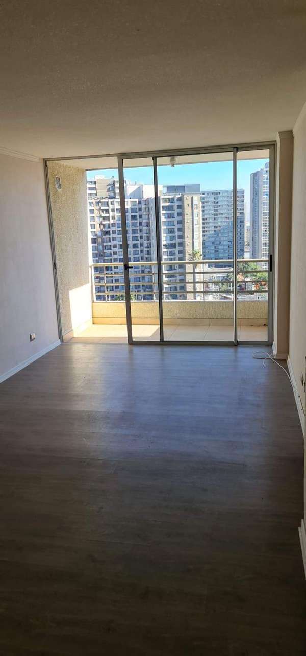 Avenida Vicuña Mackenna (74051)