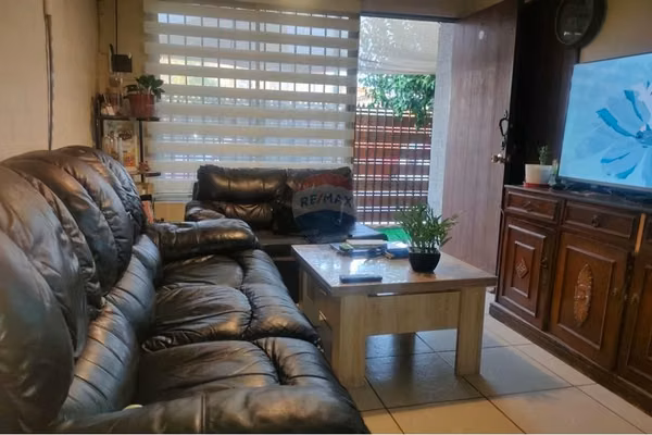 Hermosas casa lampa 4d 2b disponible
