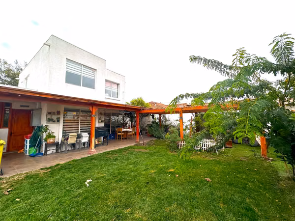 VENTA CASA 4HAB 3BA COLINA