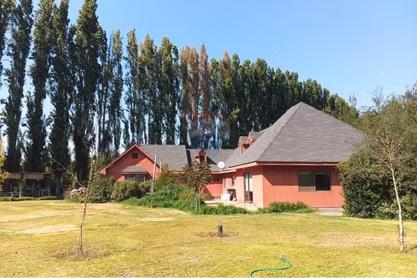Gran casa en condominio. maría pinto