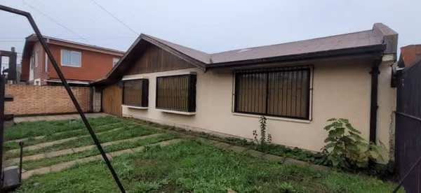 VENDE CASA EN POBLACIÓN PEDRO LAGOS EN LOS ÁNGELES