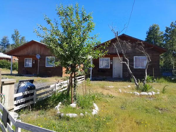 Casa más 3 cabañas equipadas y salón de evento en Molco, Villarrica