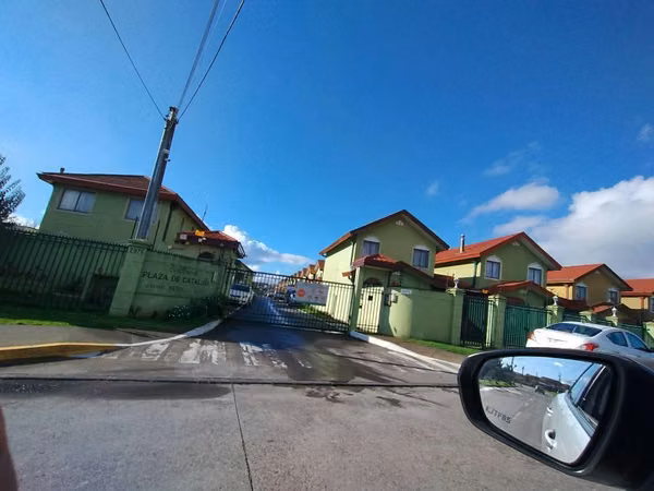 Amplia y cómoda casa en los Huertos Familiares Thno.