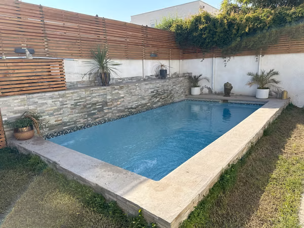 ARRIENDO CASA 4HAB 3BA COLINA