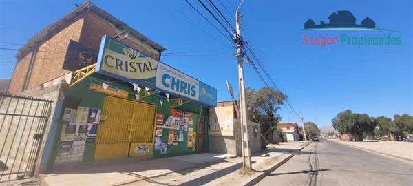 CASA Casa con local comercial en venta en Ampliación Prat