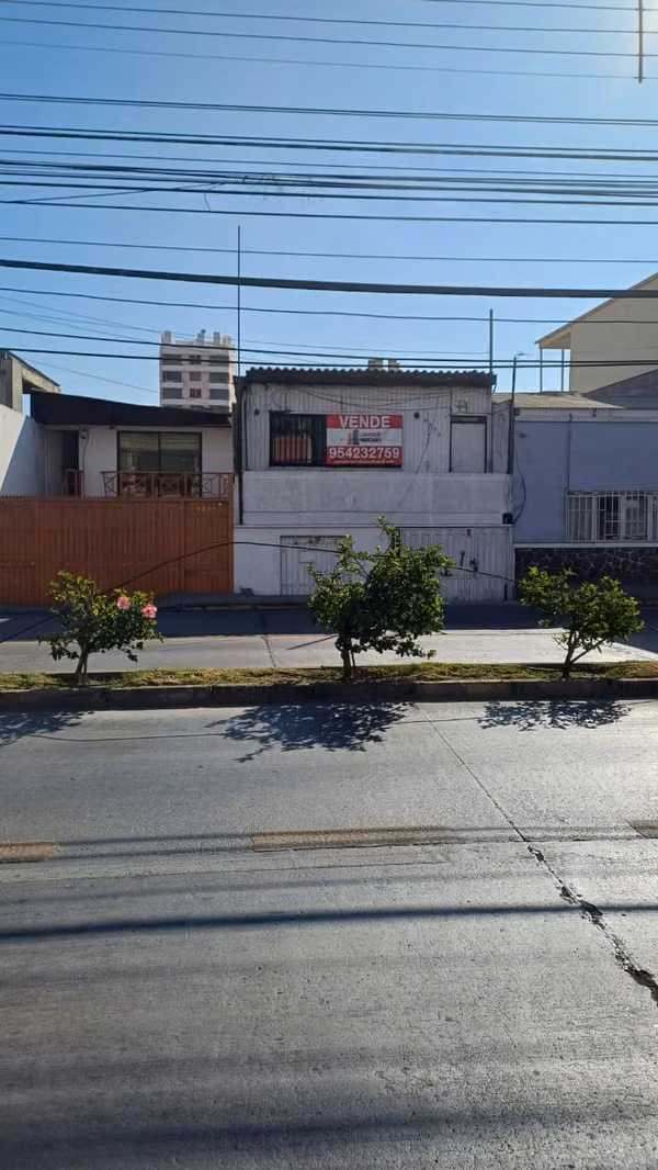 Oportunidad de Inversión Propiedad  en Av. Iquique 4275