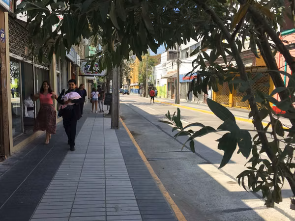 Oportunidad inversionistas! 2 locales en venta, Traslaviña, Viña del Mar.