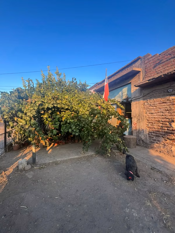 Casa esquina, uso de suelo mixto. Progreso esquina Edison