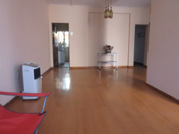 Cómoda y gran casa de 1 piso en Villa Alemana pasos centro.