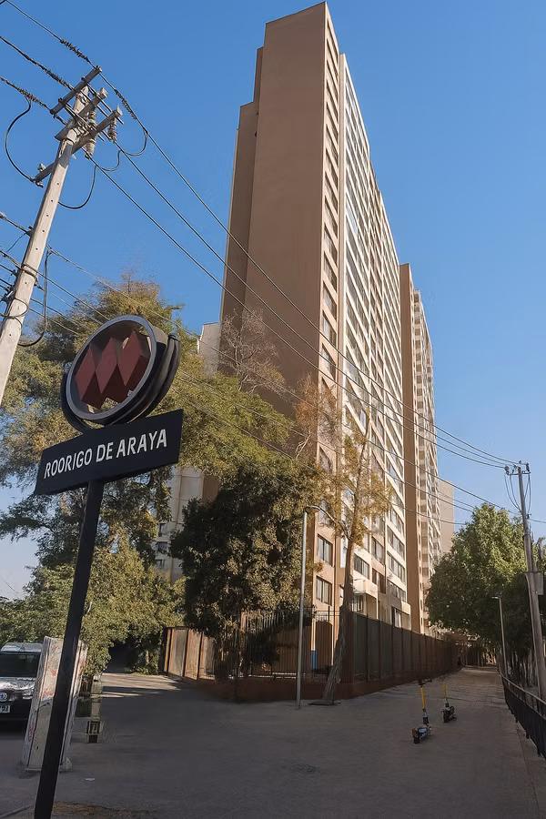 Departamento 1D con balcón cerca Metro Rodrigo de Araya