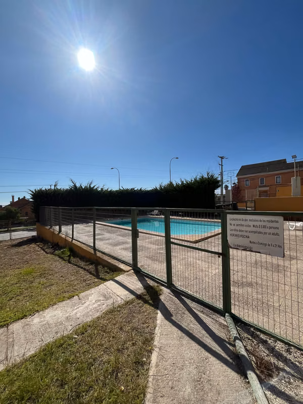 EN ARRIENDO DUPLEX SECTOR SAN JOAQUIN (96959)