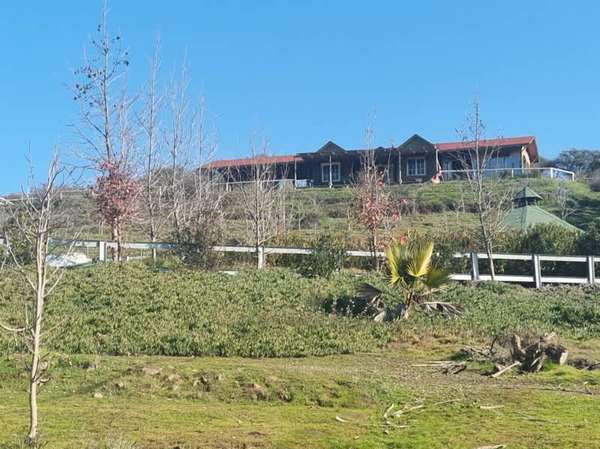 Parcela con casa, quincho, piscina, Las Tinajas, L