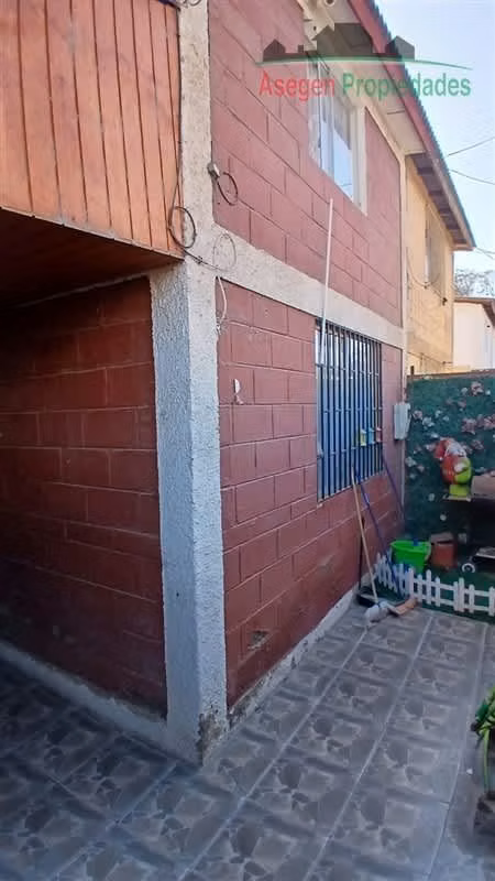 CASA Casa en venta en El Palomar (Valor conversable)