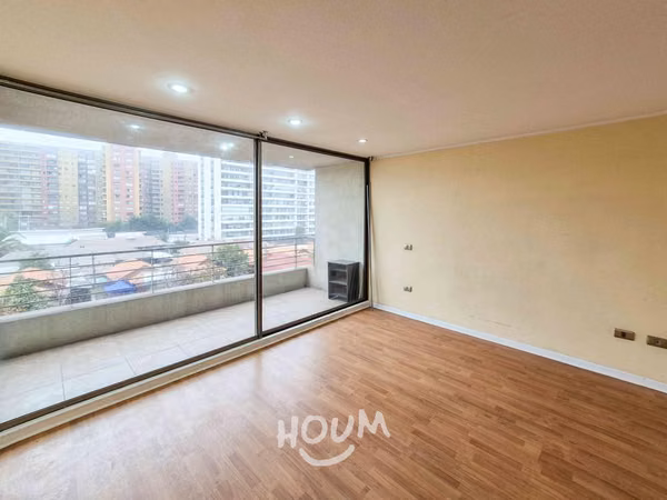 Departamento en Avenida Vicuña Mackenna