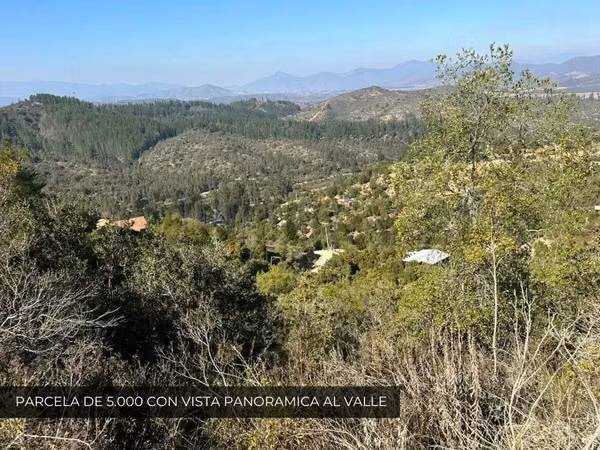 Hermosa parcela con 2 casas en Terrazas de Pitama