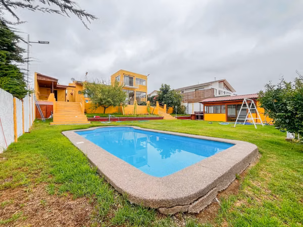 Hermosa Casa en Venta en Rosario de Peñuelas, Coquimbo.