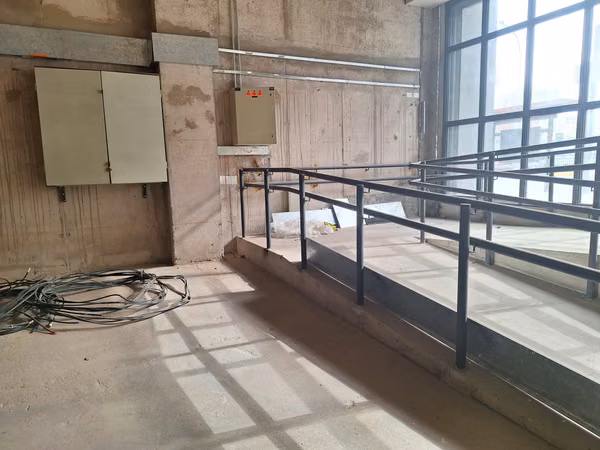 ARRIENDO LOCAL EXCELENTE VISIBILIDAD 290 MTS IRARRAZAVAL