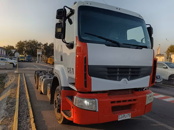 Camión Tracto Renault Premum Lander 440