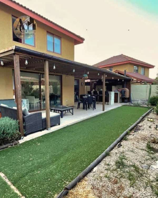 Se vende 5300uf estupenda propiedad en Alto el Manzano, TilT