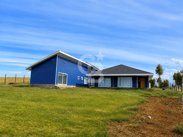 Casa a la venta en Puerto Varas. Linda vista a volcanes