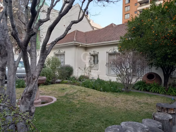 Espectacular casa en  Providencia (Residencial / Comercial)