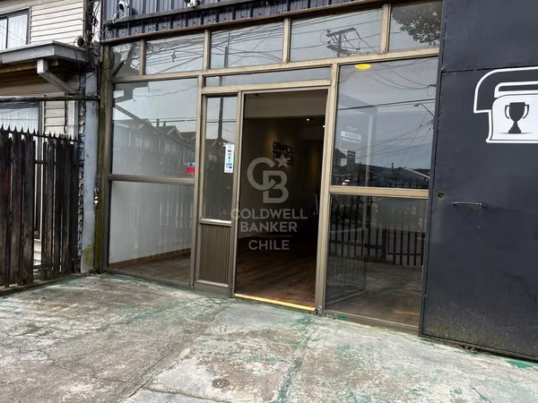 Casa y local comercial en excelente ubicación en P Montt