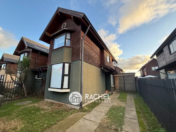 SE VENDE CÓMODA Y ACOGEDORA CASA EN SECTOR PONIENTE-Arboleda del Portal