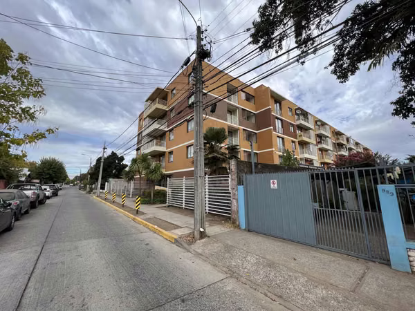 OFERTA! Departamento 3 dormitorios, 1 baño, con estacionamiento. SIN MUEBLES.