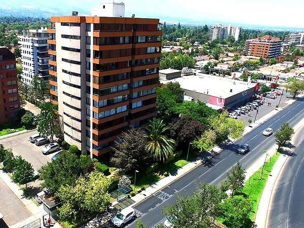 EXCLUSIVO Y AMPLIO DEPTO EN EXCELENTE UBICACION EN LAS CONDE