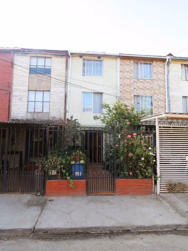 Casa Altura Metro San José La Estrella