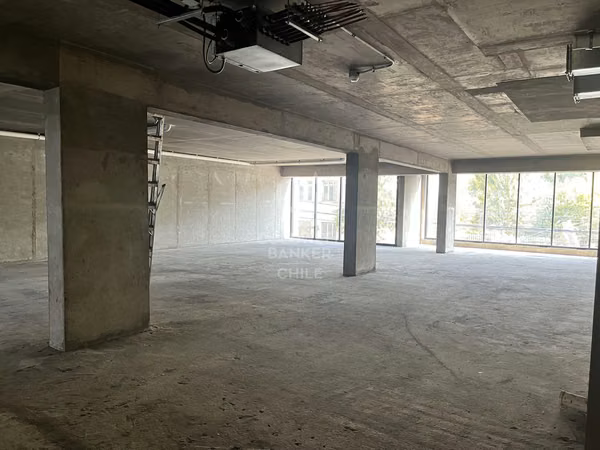 Oficinas en Arriendo – Edificio Clase A  en Providencia