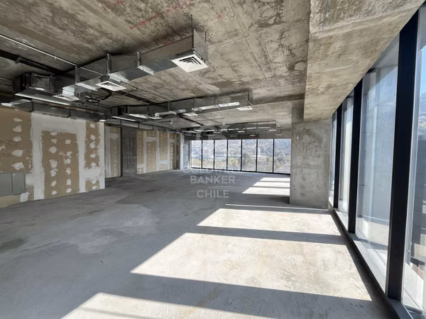 Oficinas en Arriendo – Edificio Clase A en Providencia