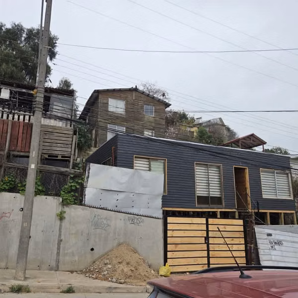 Propiedad con 2 Casas Paradero 30 Quilpué
