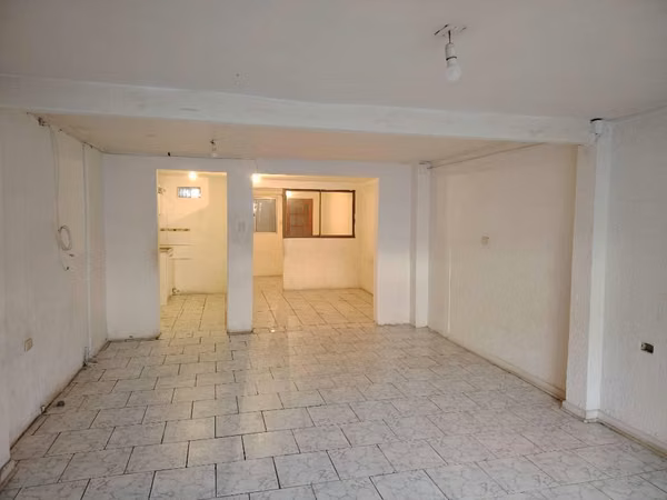 Casa con Local Comercial